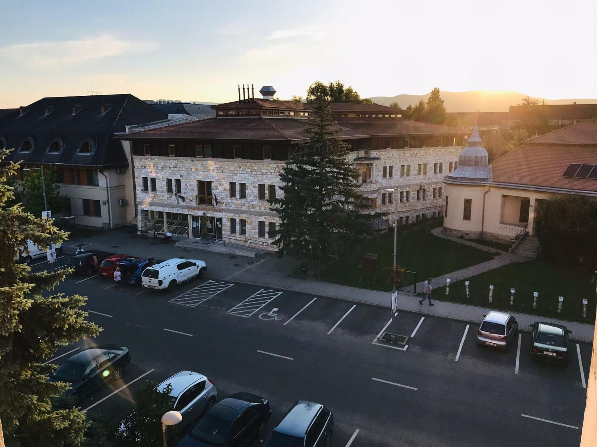 Centrum Apartman Sárospatak Exteriör bild